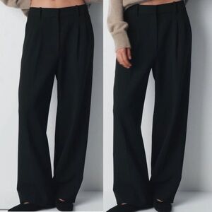 Aritzia- The Effortless Pant (Re)ssential Black Size 10 Trousers Wide Leg